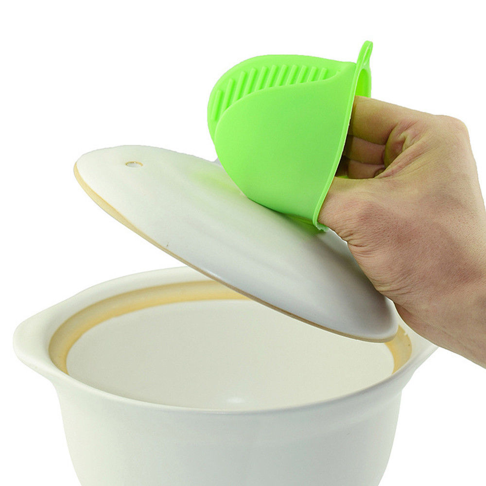 Silicon Pot Holder/Heat Resistant Cooking Pinch Grabber Grips - Image 3