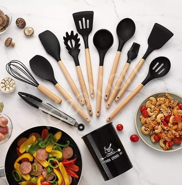 non-stick-cookware-laddle-and-kitchen-set-product-image