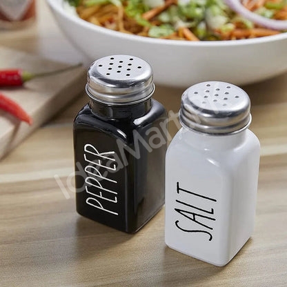 decent-look-salt-and-pepper-shakers-set-product-image