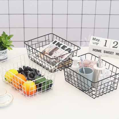 high-quality-iron-buckets-in-two-different-colors-product-image
