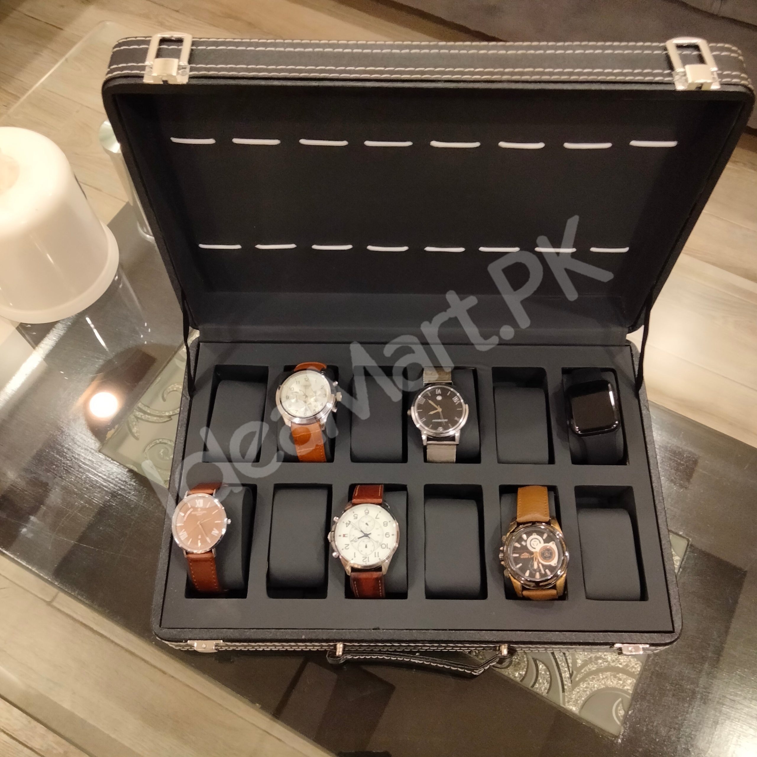 wooden-leather-watch-organizer-with-lock-lid-12-grid-storage-case-product-image