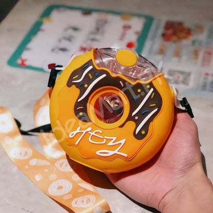 leakproof-donut-look-plastic-water-bottle-with-straw-handle-product-image