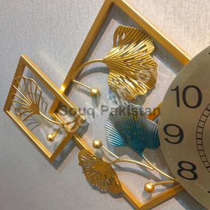 metal-wall-ornament-hanging-wall-clock-for-room-decor-product-image