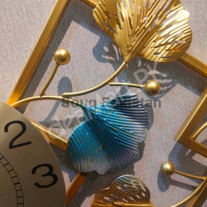 metal-wall-ornament-hanging-wall-clock-for-room-decor-product-image