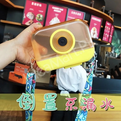 camera-shape-watter-bottle-400ml-with-straw-long-handle-product-image