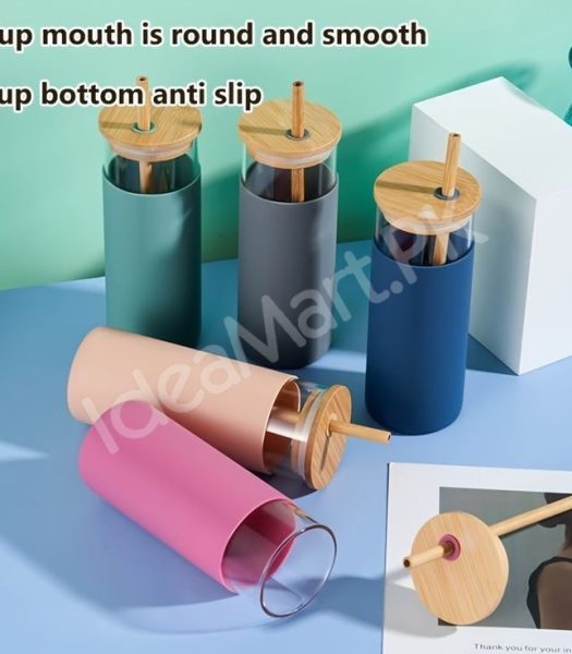 drinking-bottle-550ml-glass-with-wood-lid-straw-silicone-sleeve-for-juice-yogurt-product-image