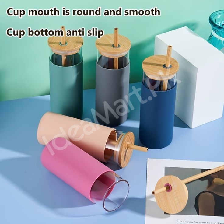 drinking-bottle-550ml-glass-with-wood-lid-straw-silicone-sleeve-for-juice-yogurt-product-image