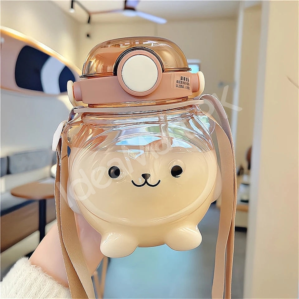 bear-shaped-plastic-water-bottle-1000ml-with-straw-shoulder-strap-for-kids-product-image