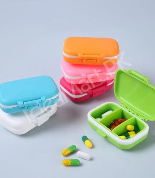3-compartments-mini-travel-pill-box-organizer-with-secure-lock-for-daily-use-product-image