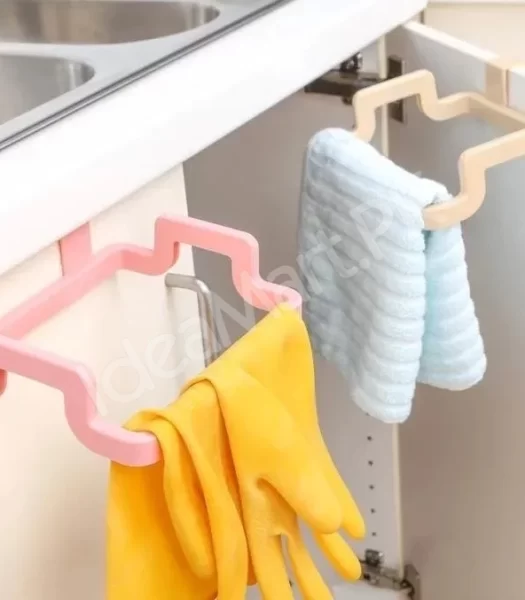hanging-trash-bag-holder-over-cabinet-door-garbage-bag-rack-product-image