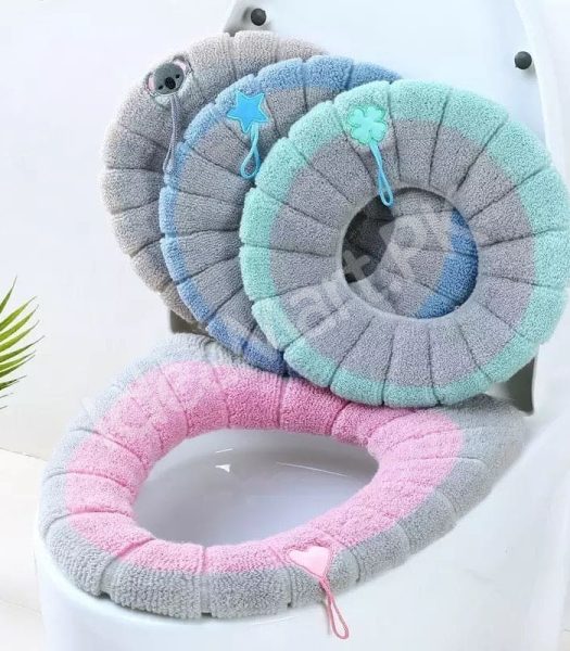 washable-reusable-plush-toilet-seat-cover-cushion-pad-with-zipper-closure-for-winter-warmth-and-comfort-product-image